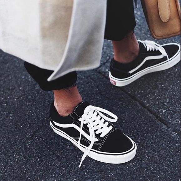 vans black and white old skool womens